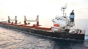 Indian warship responds to attack off coast of Yemen